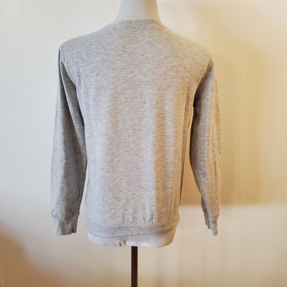 love tribe Grey Friends Crew Neck Warm Fleece Sweater Juniors Size Small EUC - Picture 4 of 4
